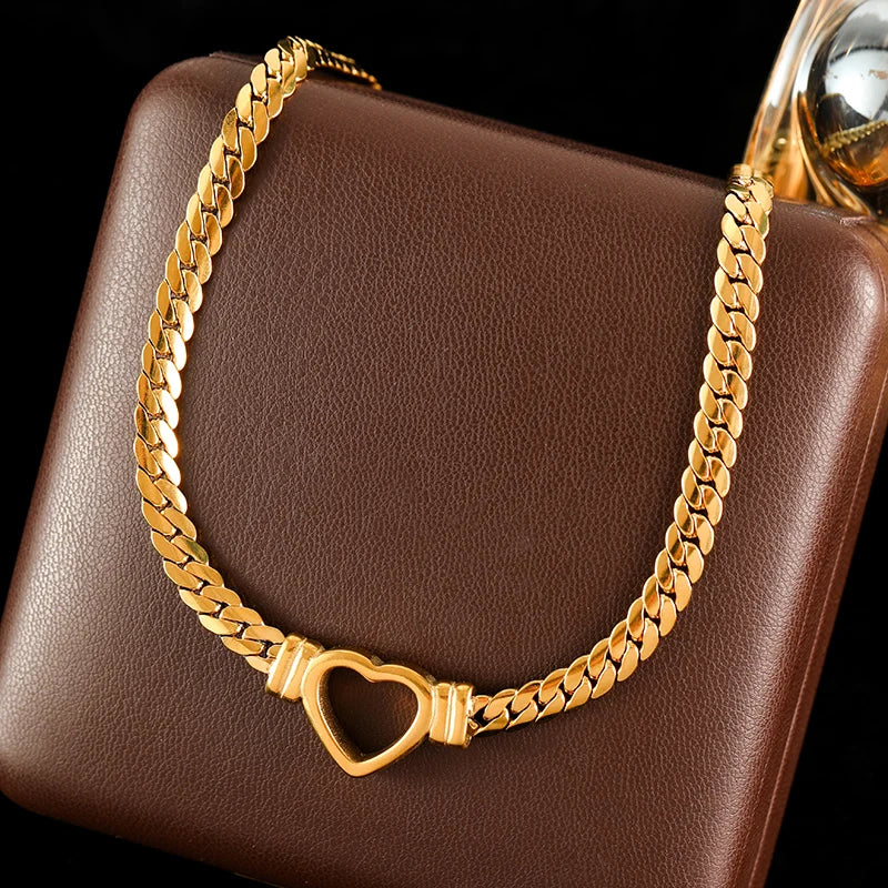 Luxe Heart Chain Set